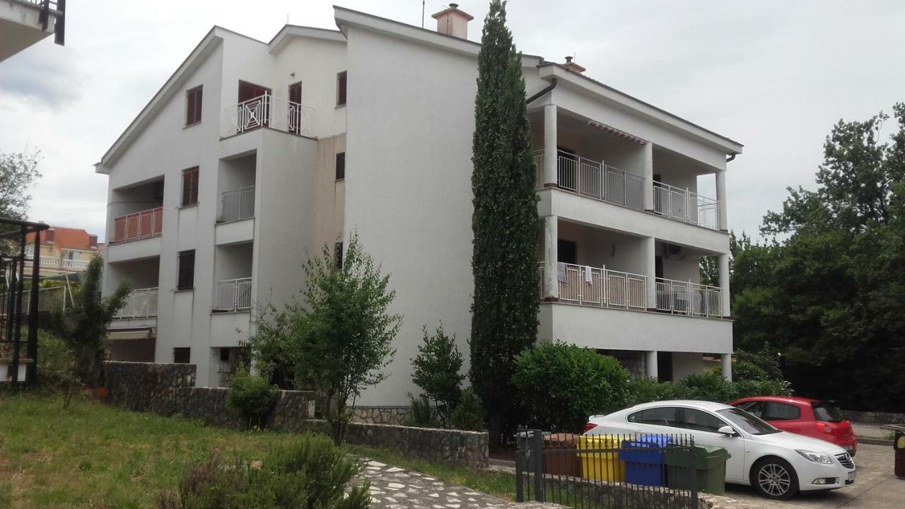 Studio Apartman Lady Apartment Njivice Ngoại thất bức ảnh