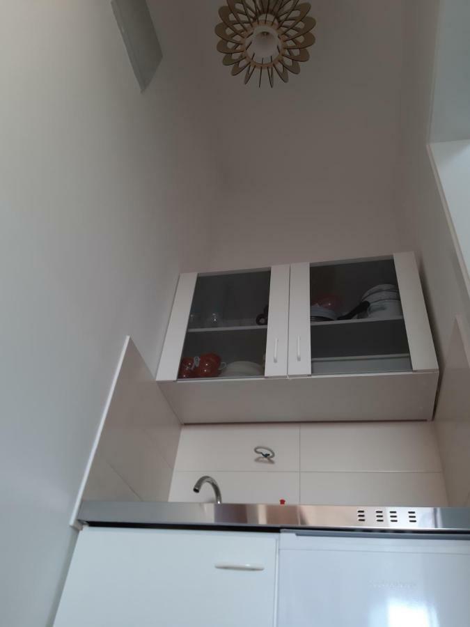 Studio Apartman Lady Apartment Njivice Ngoại thất bức ảnh